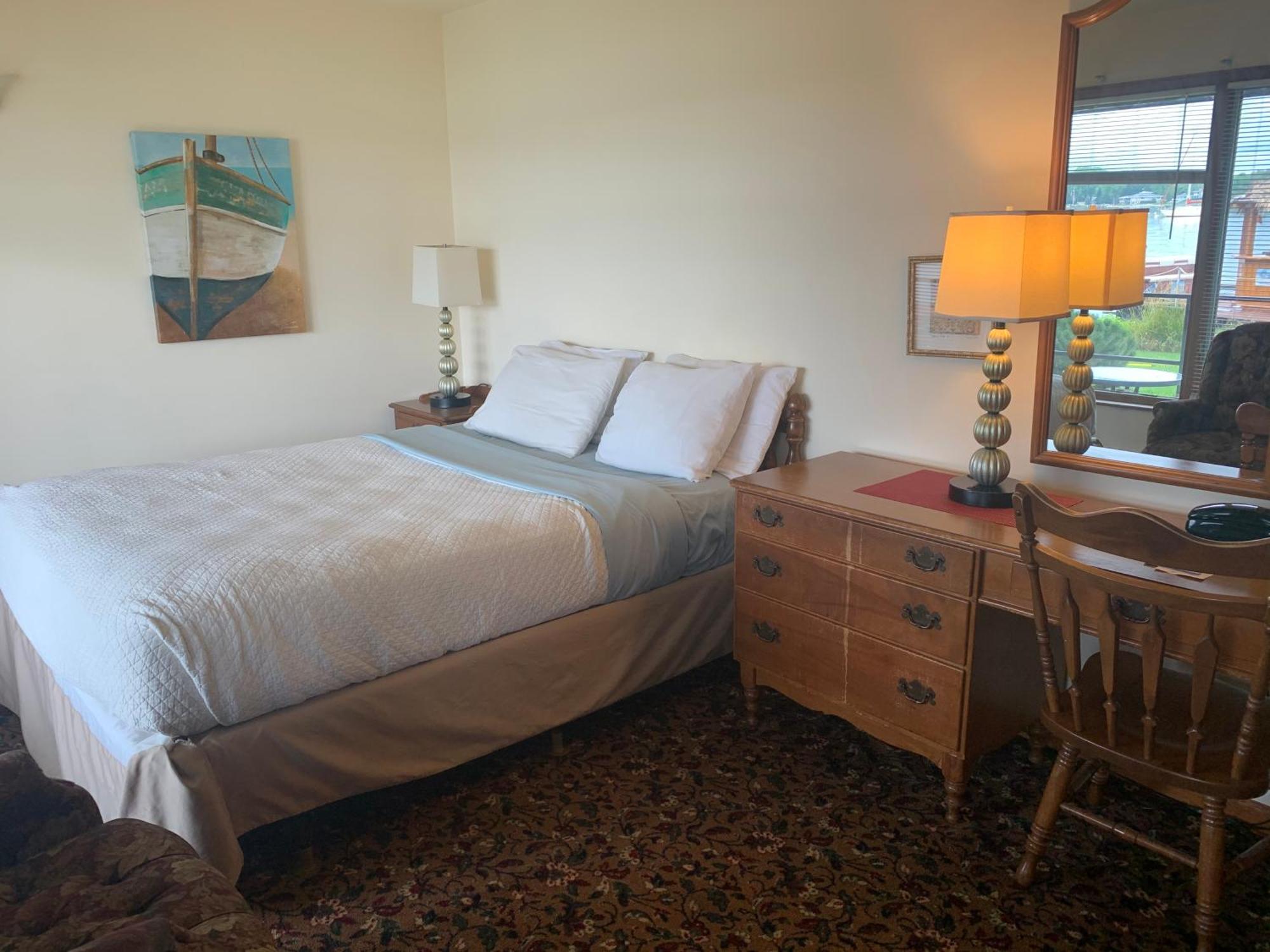 Snug Harbor Inn 스터전 베이 외부 사진